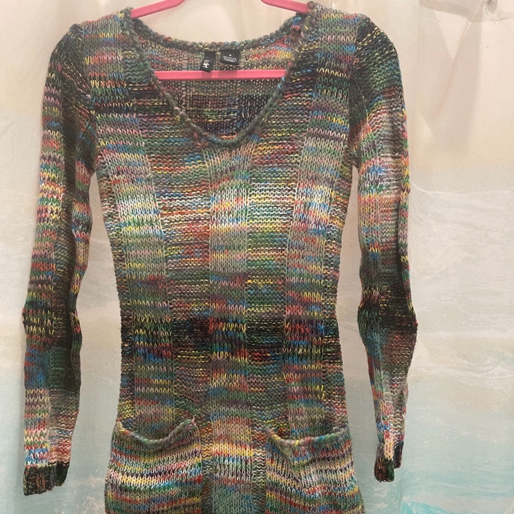 Gorgeous fitted sweater dress- wear with pants/leggings or as a dress!